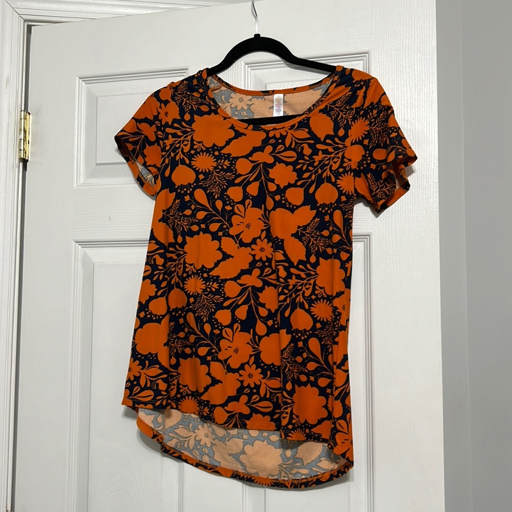 LulaRoe Floral Tee